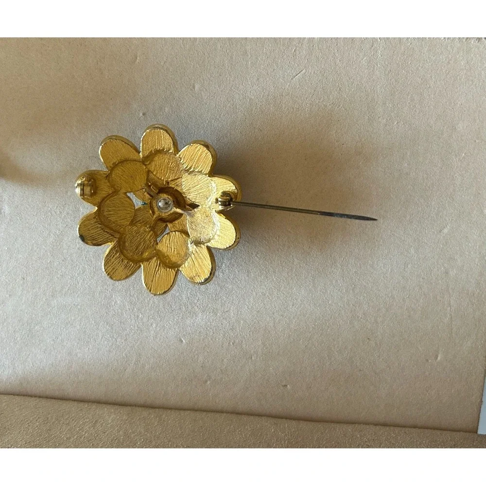 Vintage Green Enamel Flower Brooch Pin Layered Floral Gold Tone Mid Century Deco